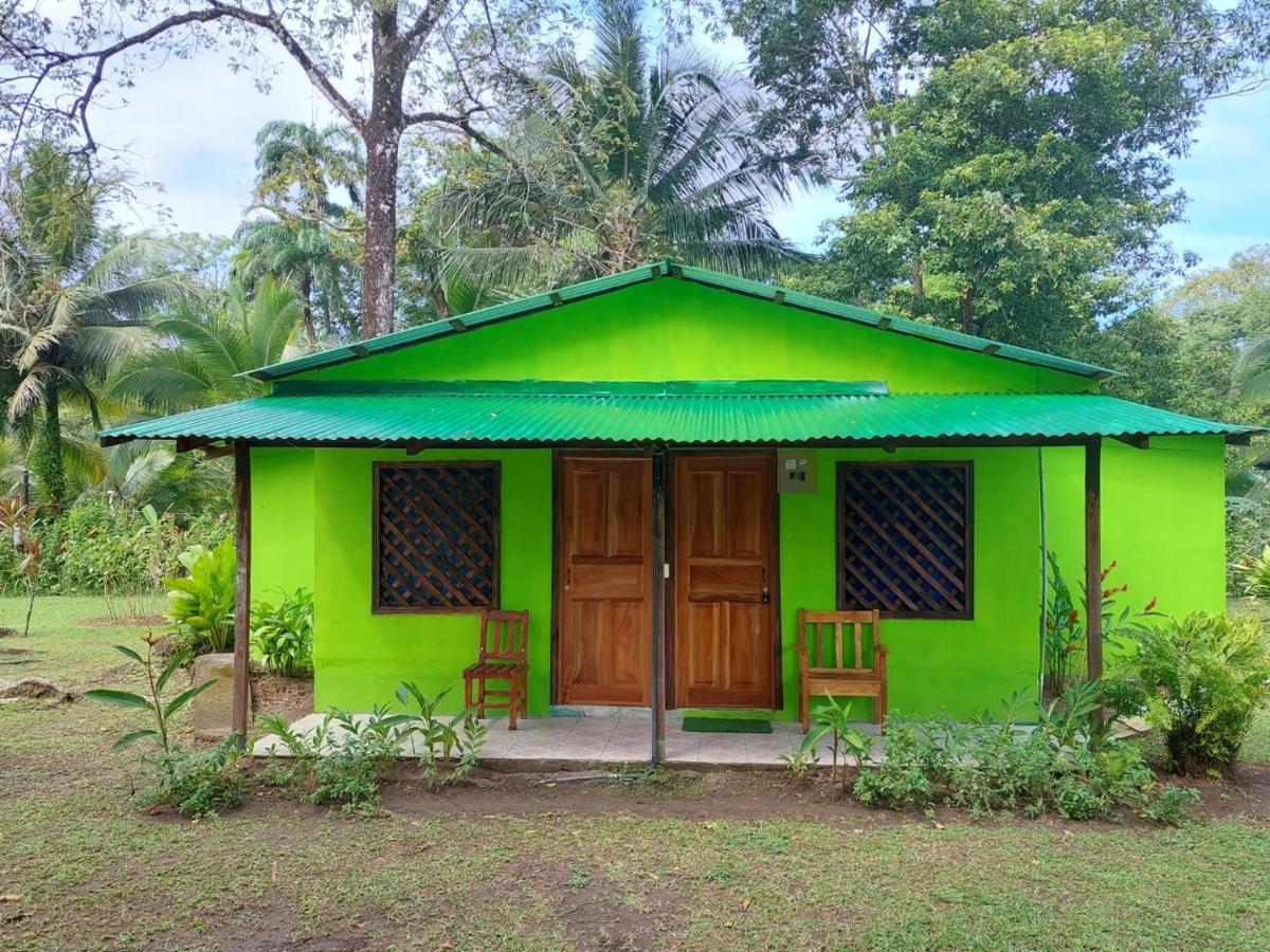 All Rankins Eco-Lodge Tortuguero Dış mekan fotoğraf