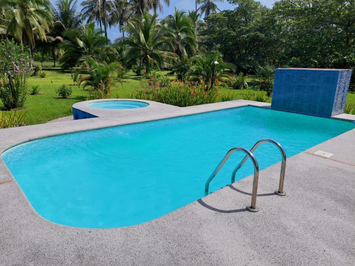 All Rankins Eco-Lodge Tortuguero Dış mekan fotoğraf