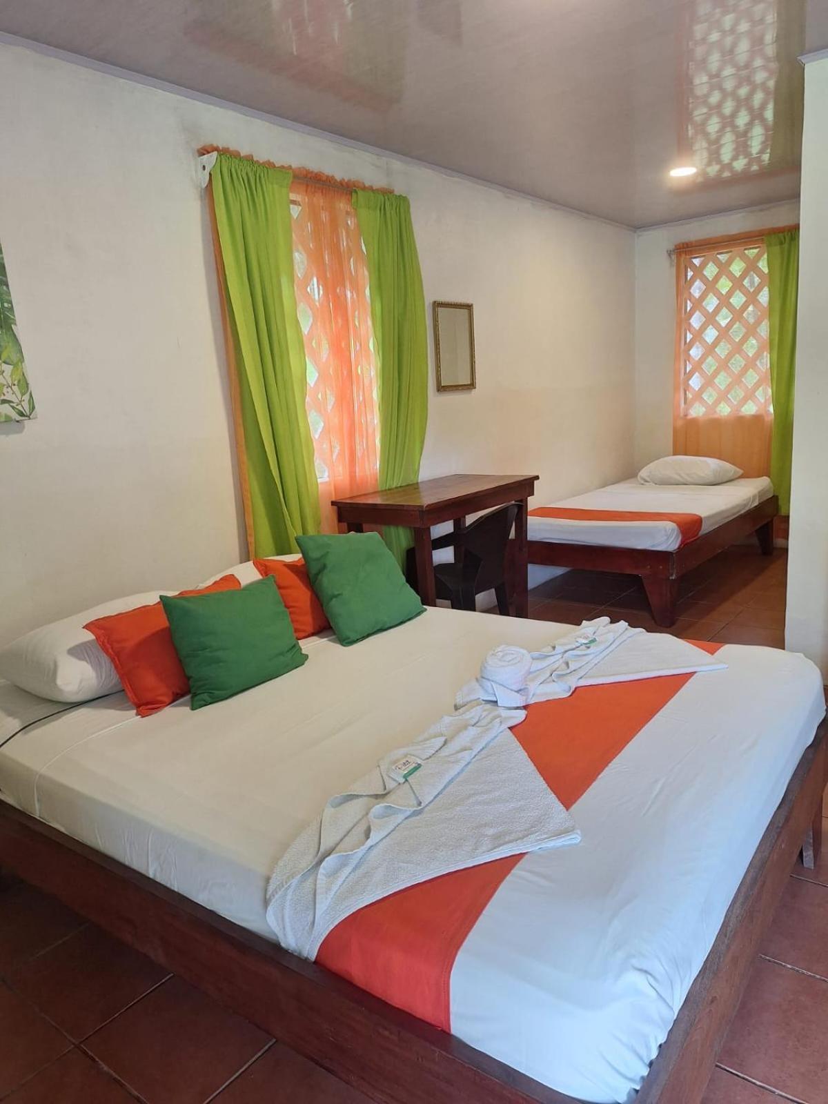 All Rankins Eco-Lodge Tortuguero Dış mekan fotoğraf